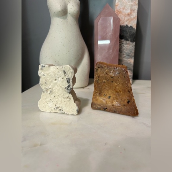 Lush Lot 🫧 - Picture 2 of 2